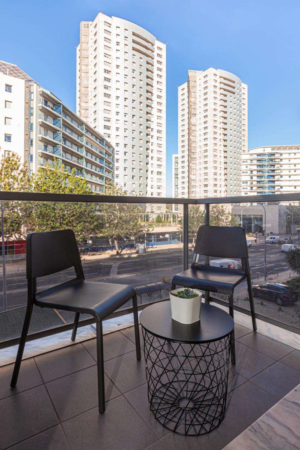 Apartamento Lisboa Sete Rios Luaran gambar